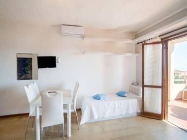 Serene Holiday Home in Marinella with Garden