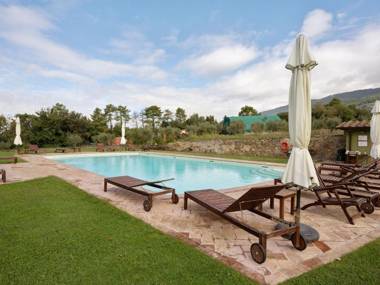 Peaceful Mansion in Reggello with Swimming Pool