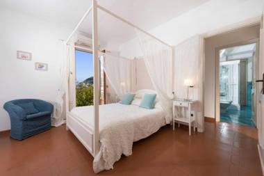 Pagliarulo Complex by AMALFIVACATION