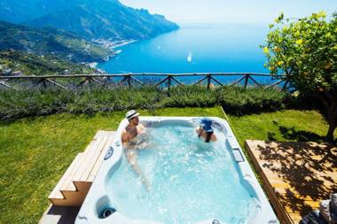 Sea View Villa in Ravello with lemon pergola gardens and jacuzzi - Ideal for elopements