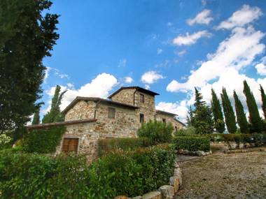 Graceful Farmhouse in Radda In Chianti with Terrace