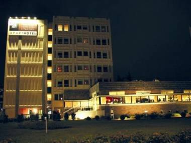 Wall Art Hotel & Residence