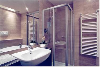 Wall Art Hotel & Residence