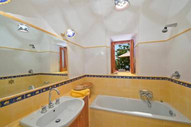 Sweet Home with outdoor unheated Whirlpool Tub