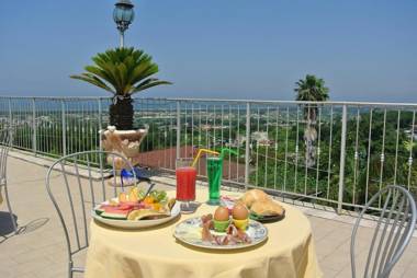 Hotel Le Pinede Vistamare