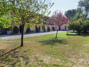 Cozy Cottage in Portomaggiore near Lake