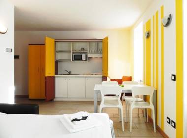 Residence Acero Rosso