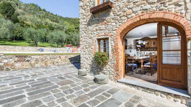 Dimora La Torre Di Bussotto 11