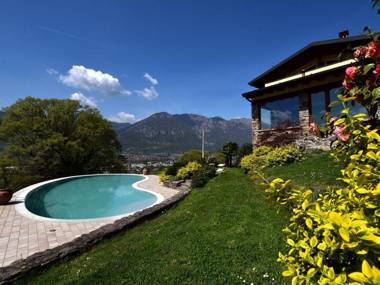 Classy Villa in Pisogne with Garden BBQ Pool Sun-loungers