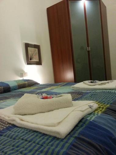 A Due Passi Dal Treno