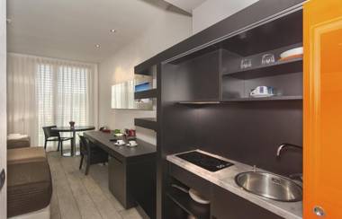 Blue Shades ApartHotel