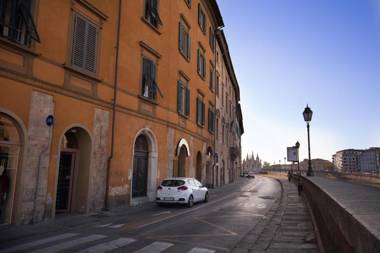 AwesHome - Lungarno Bellavista Penthouse