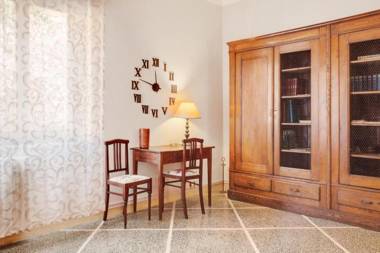 Keith Haring Cozy Apartment