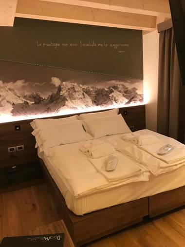 Dolomeet Boutique Hotel