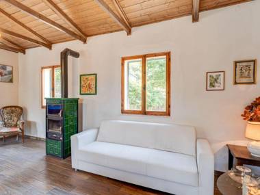 Peaceful Holiday Home in Pieve Santo Stefano with Garden