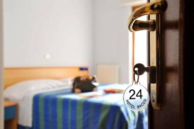 Hotel Bacco Rooms and Breakfast