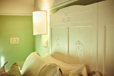 Castello di Spedaletto da Laura