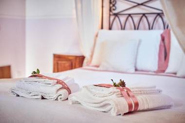 Castello di Spedaletto da Laura