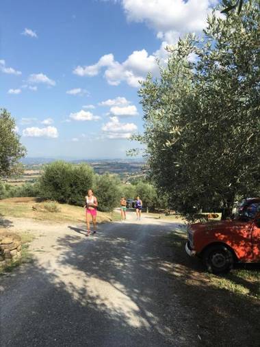 Casale sostenibile per famiglie e gruppi Cibottola PG