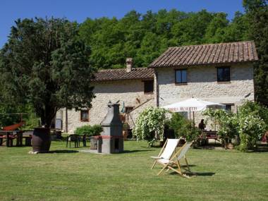 Modern Holiday Home in Pietrafitta Umbria with Garden