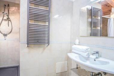 Amore Rentals - Appartamento Caruso