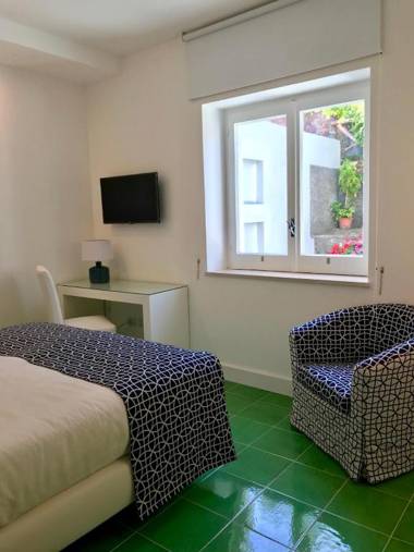 Sorrento Olive Tree Garden