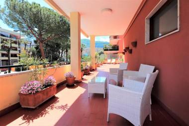 La Terrazza Parco Lauro Apartment