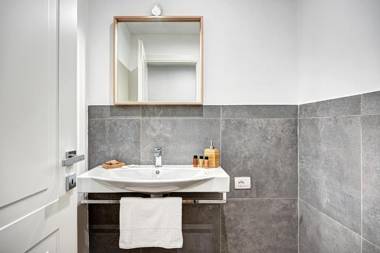 Luxury Blues Apartment