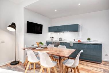 Luxury Blues Apartment