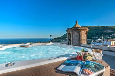 The Palace by Gocce - Luxury Villa with Pool