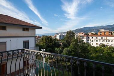 La Deliziosa Flat with pool & terrace