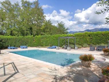 Extraordinary Farmhouse in Pian di sco-Campiglia with Sauna