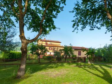 Apartment in country house in olive grove with fenced pool and soccer field