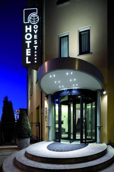 Hotel Ovest