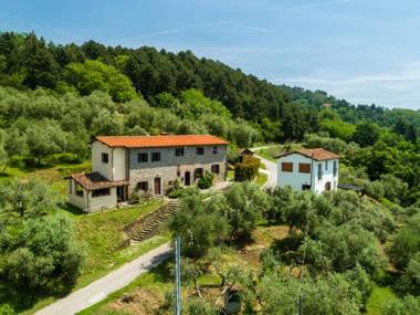 Holiday Home in Pescia with Swimming Pool Garden Terrace