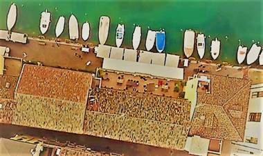 Fiori sull'Acqua Apartments