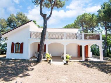 Welcoming Holiday Home in Pesaro with Fenced Garden