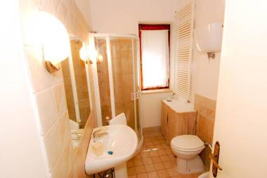 Monte Malbe Charming Villa with Garden and Parking