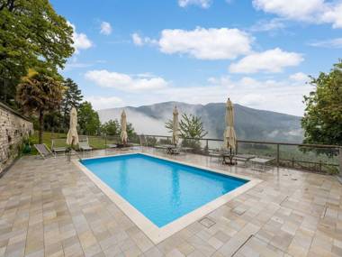 Modern Holiday Home in Pelago with Pool