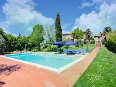 Tuscan Farmhouse in Peccioli with Swimming Pool near Lakes