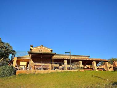 Cosy agriturismo in Toscana with outdoor swimming pool
