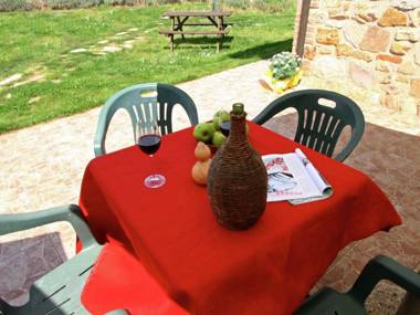 Lovely Farmhouse in Umbria with Swimming Pool