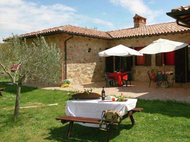 Beautiful Farmhouse in Passignano with Swimming Pool