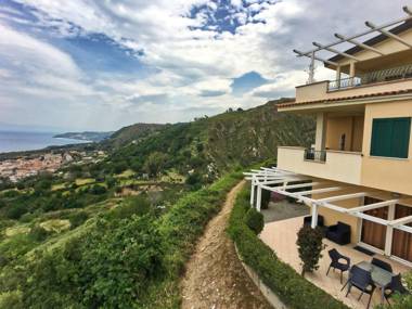 Holiday Home in Parghelia with Terrace and Garden Furniture