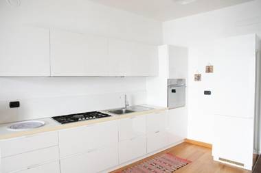 IseoLakeRental - Borgo Lago