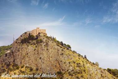 Marbela Apartments & Suites