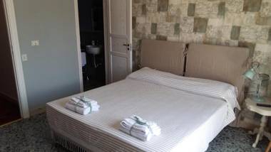 Guelio al Massimo Suites&Breakfast