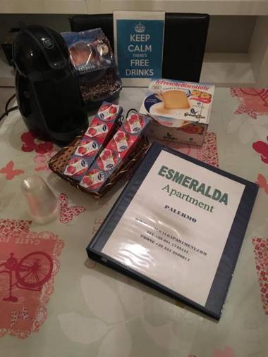 Esmeralda Apartment