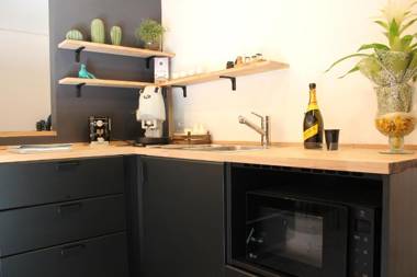 LA FINESTRA SUL PORTO