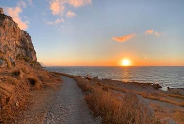 mondello sea view beach apartment
